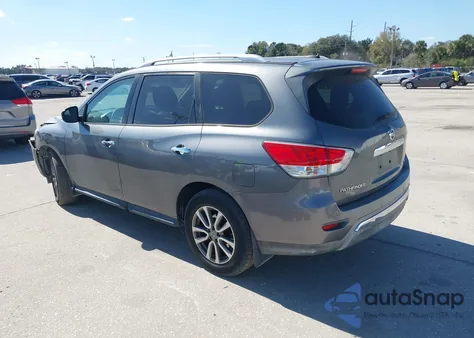 2016 Nissan Pathfinder Sv z USA, uszkodzony, nr VIN 5N1AR2MN6GC643758